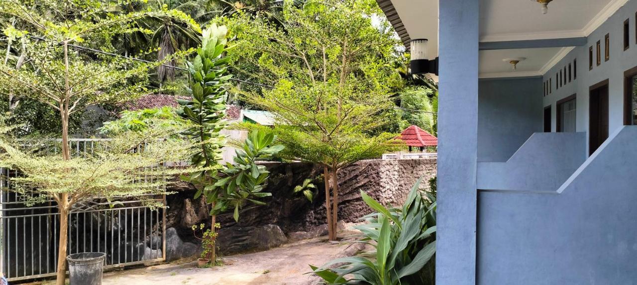 Sakila Homestay Kuta  Extérieur photo